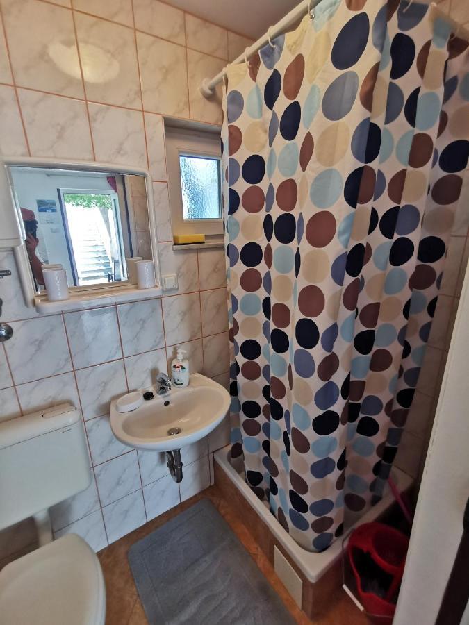 Studio Apartments Jasminka Selce Exteriör bild